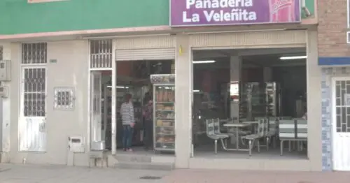 PANADERÍA LA VELEÑITA CALLE 57 87A CON 22 PANADERÍA LA VELEÑITA CALLE 57 87A CON 22